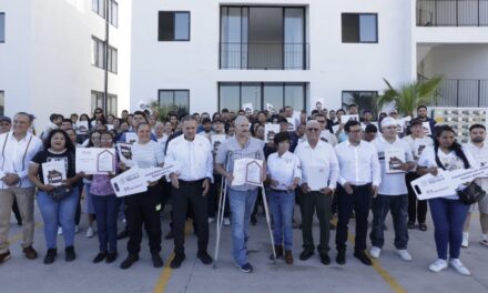 ENTREGAN 96 VIVIENDAS DEL BIENESTAR EN LOS MOCHIS; SINALOA SUPERA META DE CERTEZA JURÍDICA